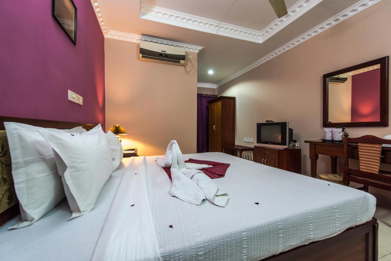 Kallada Hotels And Resorts Thrissur Exterior foto